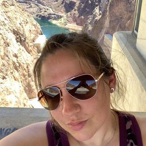 Meet your Posher, Carol